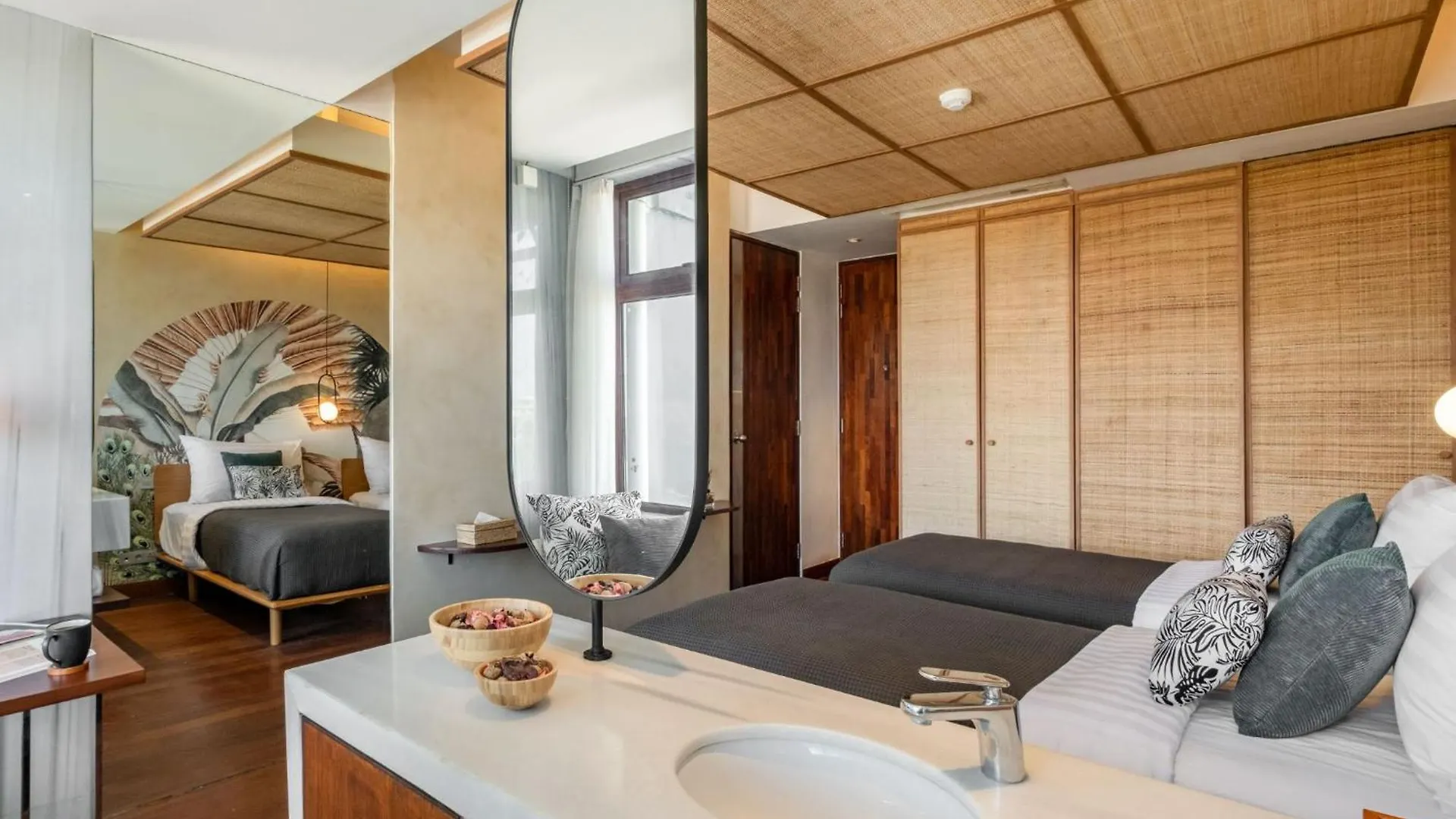 Hotel The Isvara By Cove Seminyak