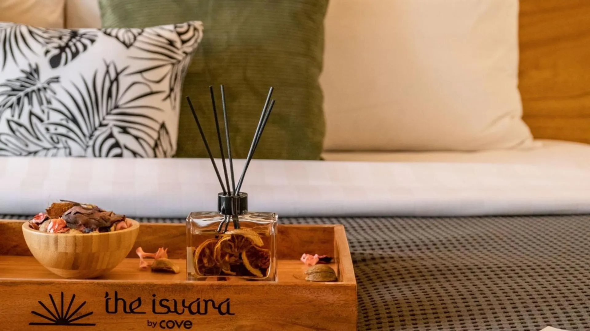 Hotel The Isvara By Cove Seminyak